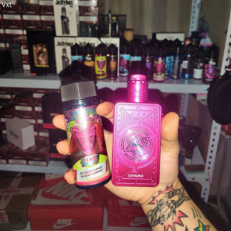 半马人双电M200 (单主机不含电池) 需自备18650电池两节，自备雾化器