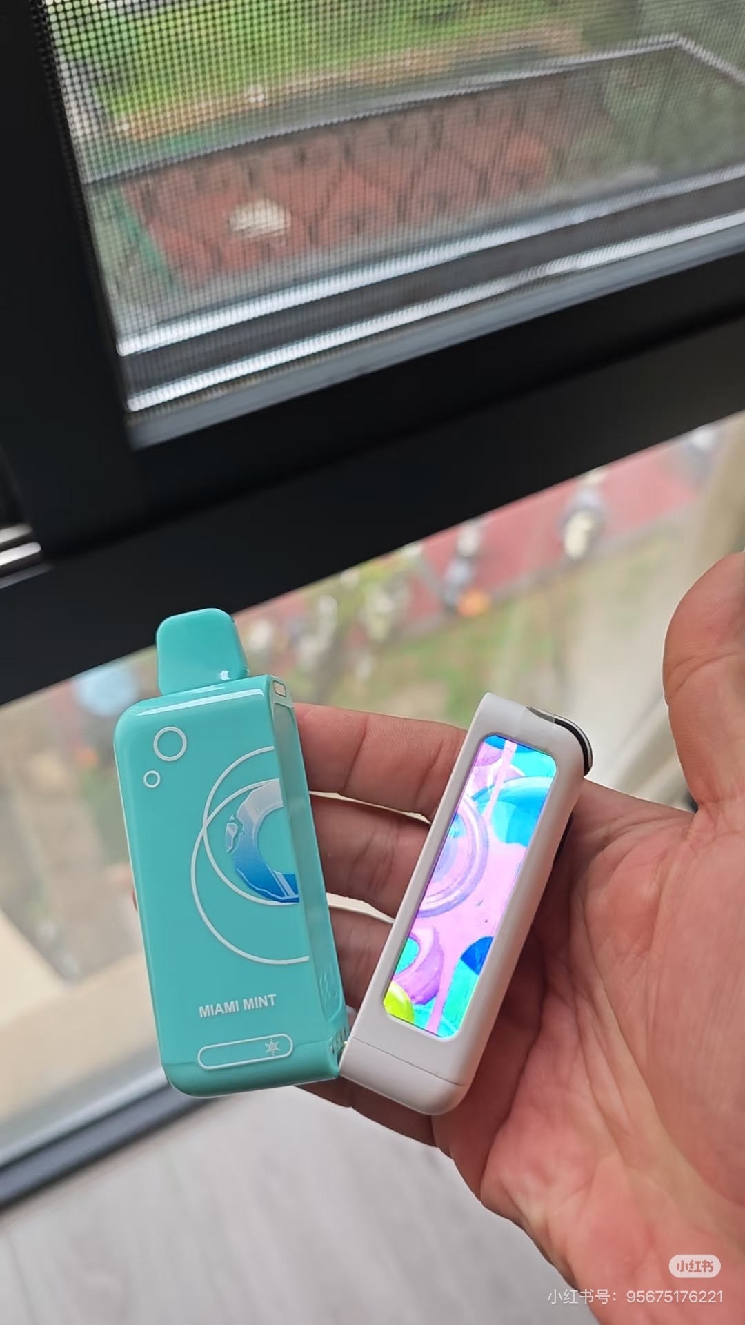 王嘉尔同款冰神 Elfbar 二代积木（套装 350 弹 240）